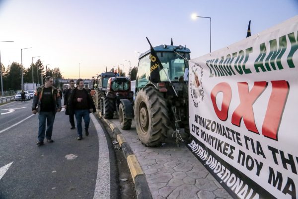 Επιτροπή πλημμυρισμένων παρακάρλιων στρεμμάτων: Αποχωρεί από το μπλόκο του Πλατυκάμπου