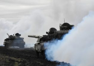Ουκρανία: Η Αβντιίβκα έπεσε, τα ρωσικά στρατεύματα δεν σταματούν – Ο επόμενος στόχος του Πούτιν