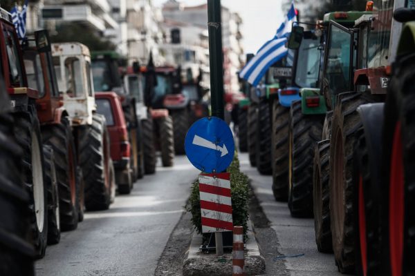 Αγροτικός ξεσηκωμός: Τα «ρυάκια» που γίνονται «ποτάμι» και πάνε Αθήνα