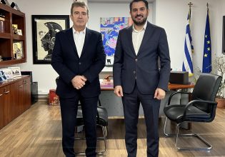 Ο υπουργός Προστασίας του Πολίτη Μιχάλης Χρυσοχοΐδης συναντήθηκε με τον Δήμαρχο Αγίων Αναργύρων – Καματερού