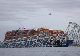 Βαλτιμόρη: Καρέ καρέ η σύγκρουση του πλοίου στη γέφυρα – Τα σενάρια που εξετάζονται