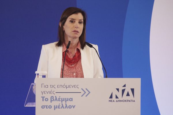 «Μου στέλνουν κάρτες, μου στέλνουν λίστες από συλλόγους» – Απάντηση Ασημακοπούλου με γενικότητες για το GDPR