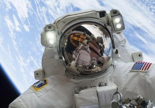 Υποψήφιους αστροναύτες ψάχνει η NASA – Ο εξαψήφιος μισθός και οι προϋποθέσεις