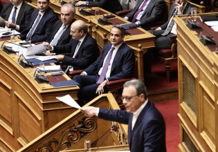 Βουλή: Eρώτηση Φάμελλου σε Μητσοτάκη για τη «μη φορολόγηση των υπερκερδών σε καύσιμα και ρεύμα»