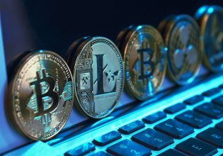 Γιατί επέστρεψε η φρενίτιδα των cryptos – Πόσο ψηλά μπορεί να φθάσει το Bitcoin;