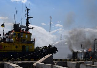 Οδησσός: Η στιγμή της ρωσικής επίθεσης κοντά στην ελληνική αποστολή