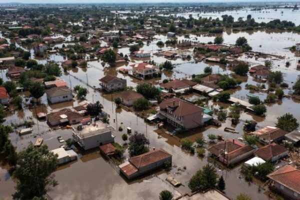 Φυσικές καταστροφές: Πού οδηγούν τα «ανεπαρκή» μέτρα της Ελλάδας