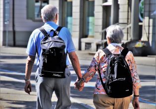 ΗΠΑ: Σε προνόμιο για «λίγους και εκλεκτούς» μετατρέπεται η συνταξιοδότηση