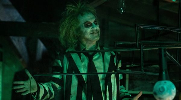 Beetlejuice 2: Κυκλοφόρησε το πρώτο teaser του σίκουελ της κωμωδίας του Τιμ Μπάρτον