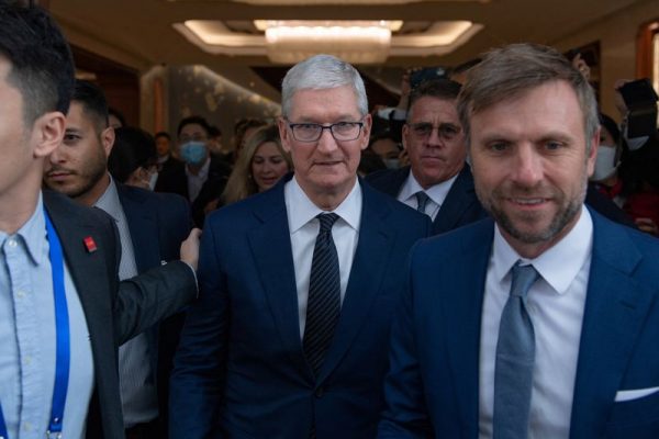 Οι 10 μεγάλες προκλήσεις για την Apple – Από την τεχνητή νοημοσύνη μέχρι την Κίνα