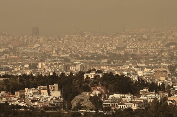 Αφρικανική σκόνη: Αύξηση των προσελεύσεων στα επείγοντα