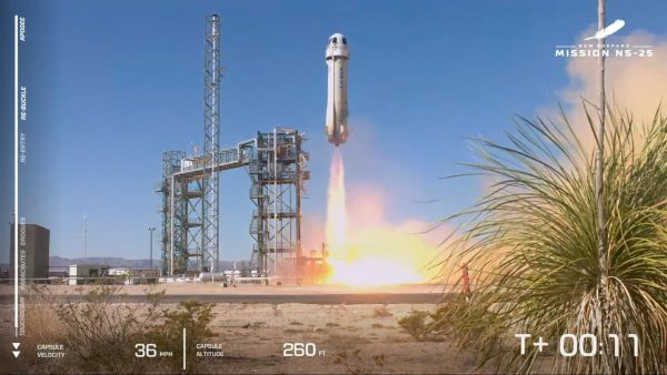 Blue Origin: Ξανάρχισαν οι τουριστικές πτήσεις στο όριο του Διαστήματος