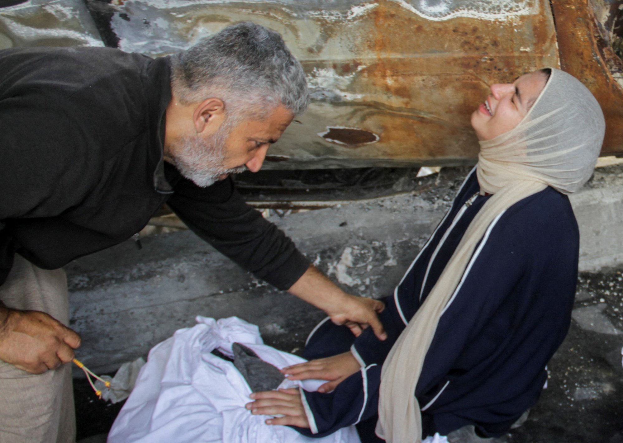 Live: Φρίκη στη Ράφα - Δεκάδες νεκροί από ισραηλινό βομβαρδισμό σε περιοχή που είχε κηρυχτεί ασφαλής ζώνη