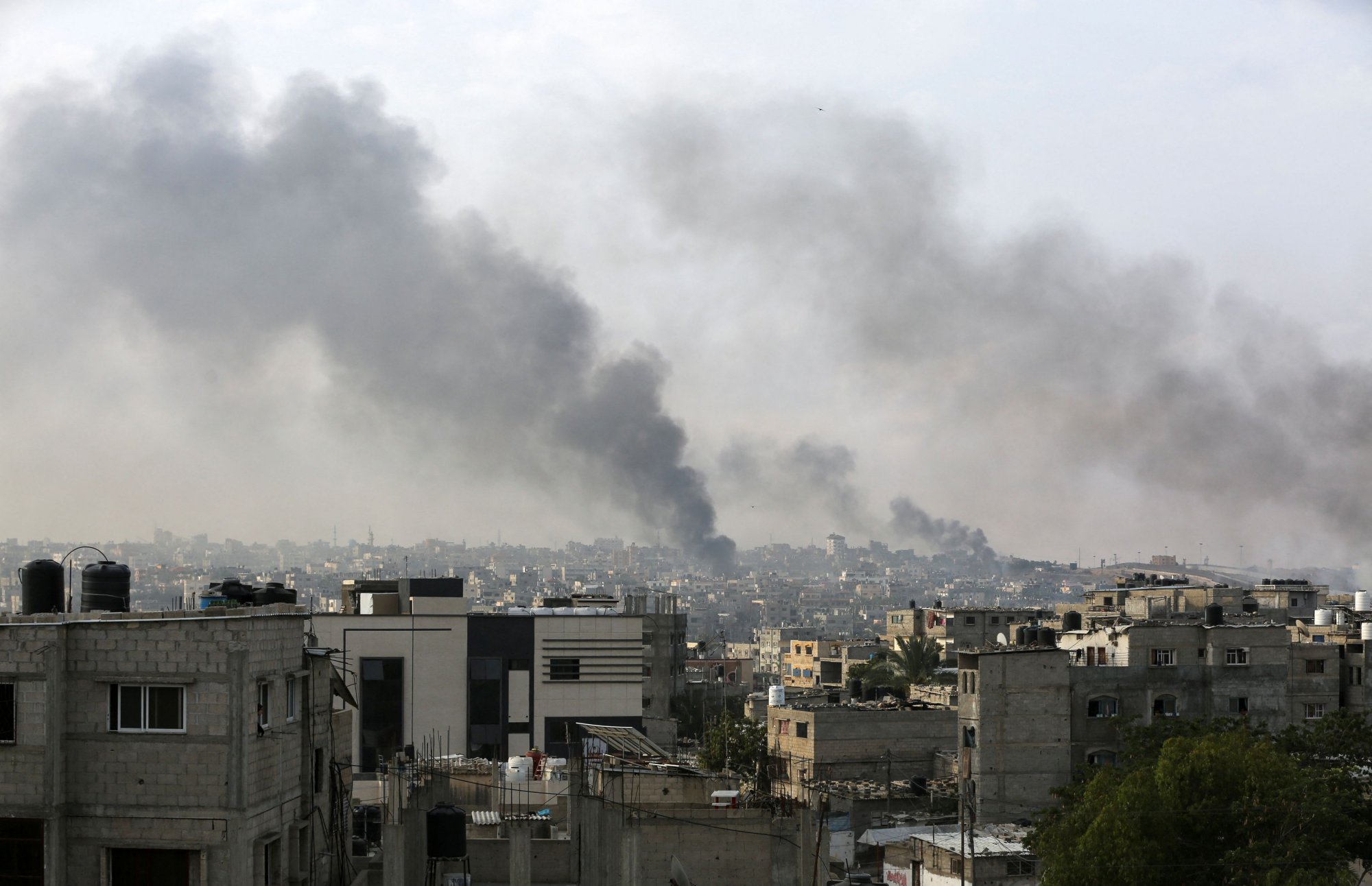 Live από Γάζα/Ισραήλ: Νέες αιματηρές επιθέσεις στη Ράφα – Ανοίγει ο δρόμος για τα εντάλματα σύλληψης