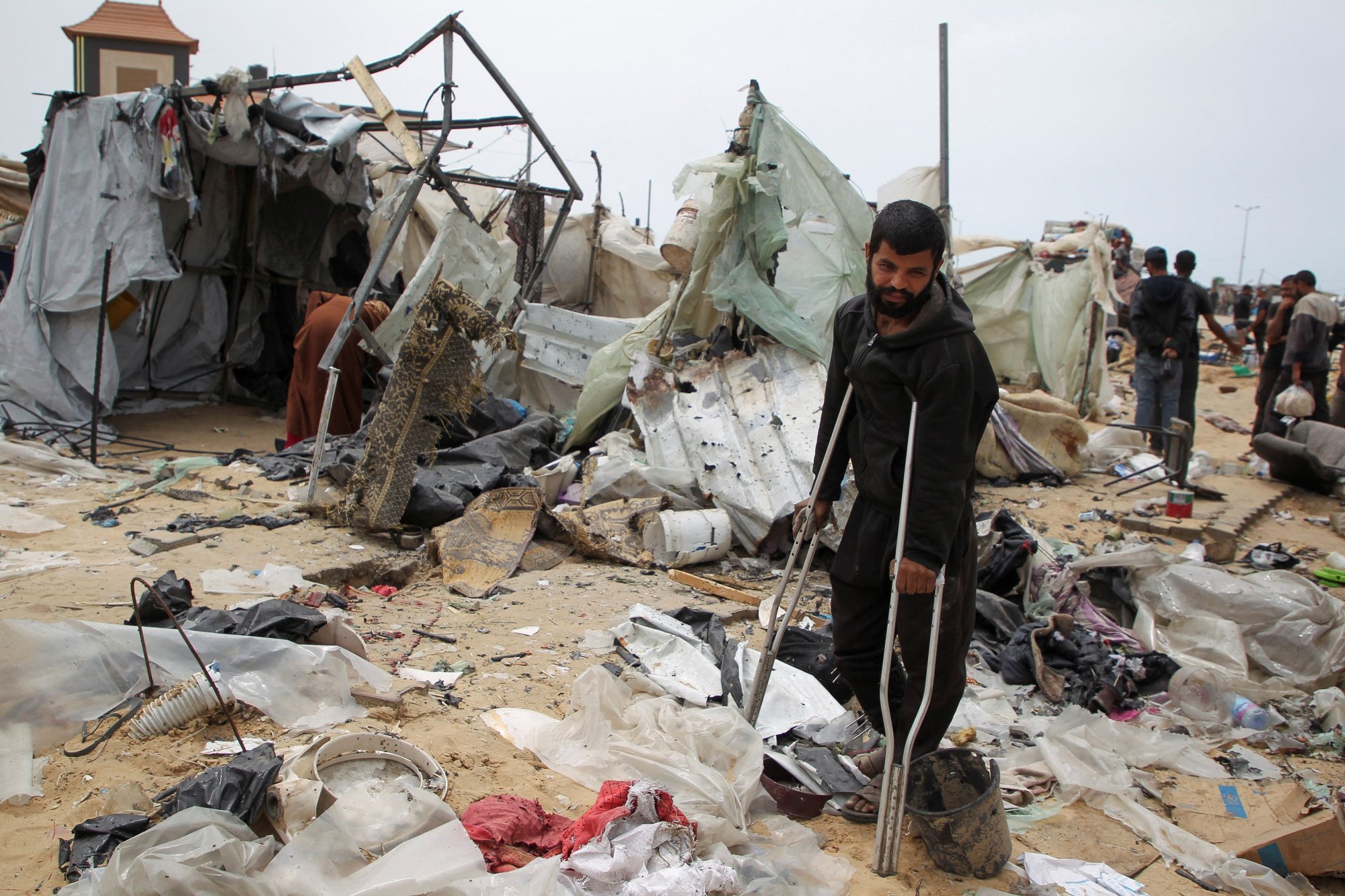 Η Χαμάς αποχωρεί επ’ αόριστον από τις διαπραγματεύσεις μετά τη «σφαγή» στη Ράφα – Οι προϋποθέσεις που θέτει