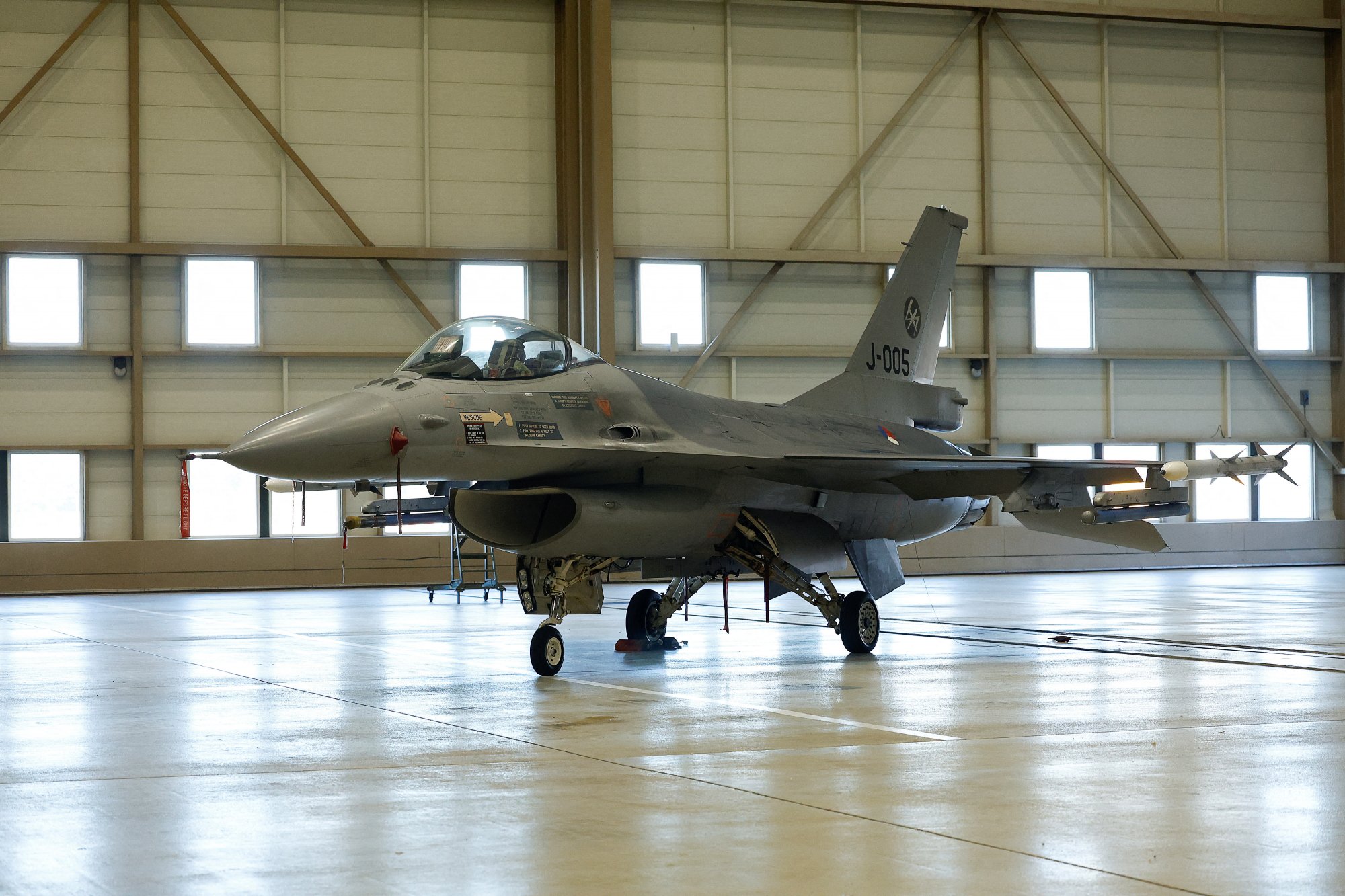 Βέλγιο: Τριάντα F16 θα παραδώσει η χώρα στην Ουκρανία μέχρι το 2028