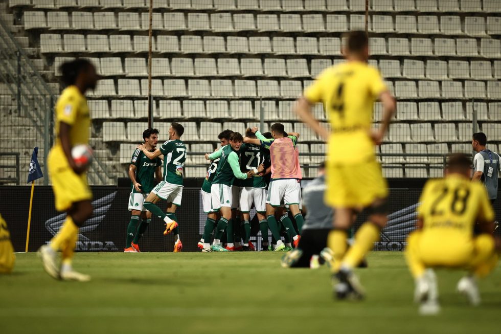 Παναθηναϊκός – Άρης 1-0: Πήραν το Κύπελλο οι «πράσινοι» στο 97', στον τελικό των αποβολών