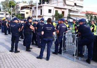 Σύλληψη άνδρα με μαχαίρι στη Νέα Φιλαδέλφεια