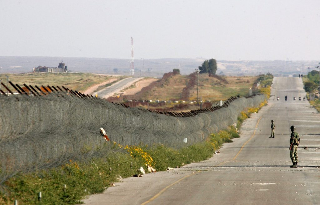 Live: Ο ισραηλινός στρατός λέει ότι έχει πλήρη «επιχειρησιακό έλεγχο» στα σύνορα Γάζας – Αιγύπτου