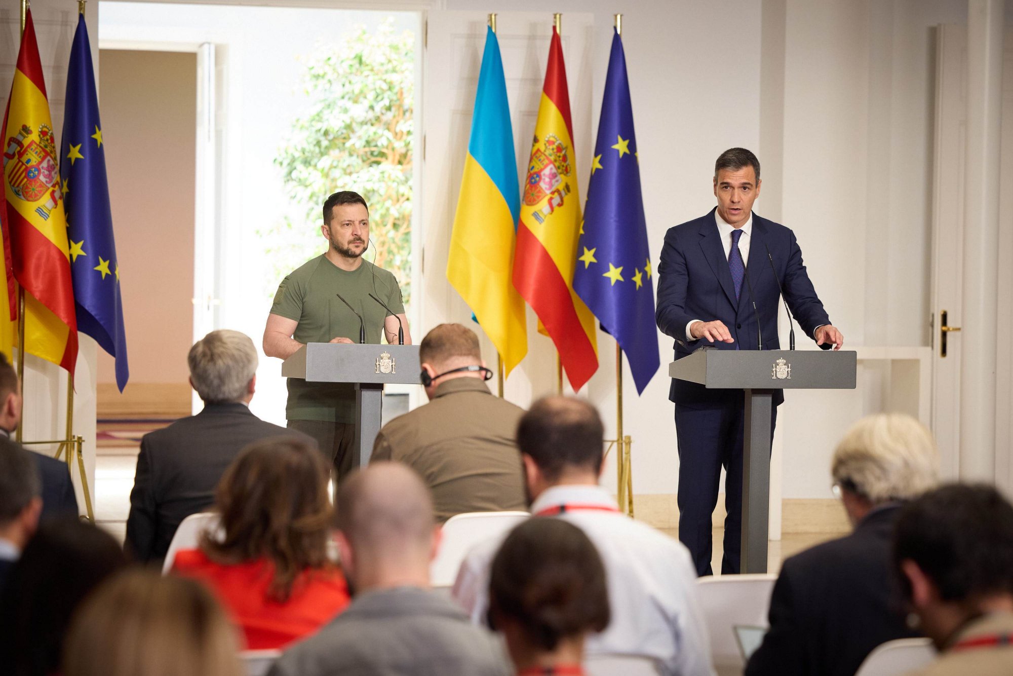 Ουκρανία: Διμερείς συμφωνίες ασφαλείας υπογράφει ο Ζελένσκι με Βέλγιο και Ισπανία - Συνάντηση με Σόουζα