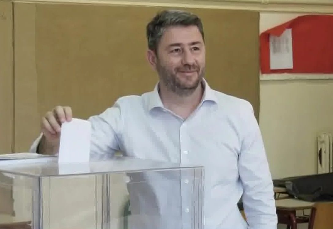 Ευρωεκλογές 2024: Στην κάλπη ο Νίκος Ανδρουλάκης – «Η χώρα μας έχει ανάγκη μια ισχυρότερη αντιπολίτευση»