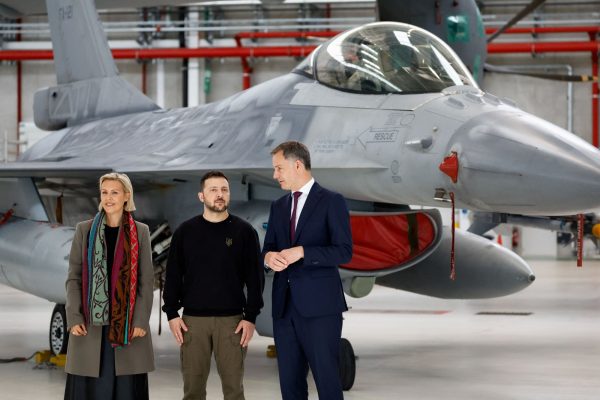 Ουκρανία: Τα προβλήματα που αντιμετωπίζουν τα F-16 – «Λένε ότι είναι το μάννα εξ ουρανού αλλά…»