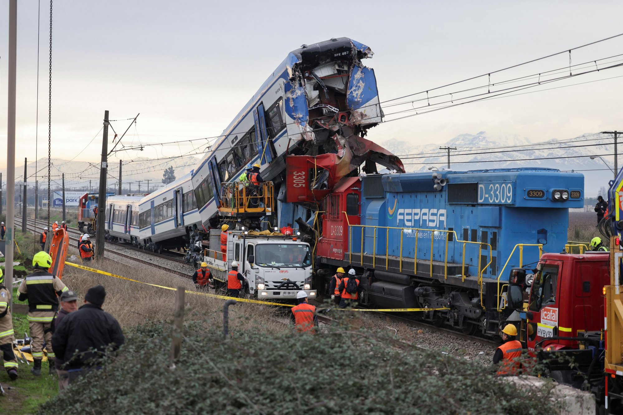 Χιλή: Μετωπική σύγκρουση τρένων σε δοκιμαστικό δρομολόγιο