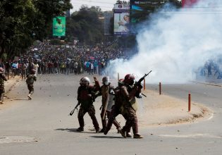 Κένυα: Έβγαλε τον στρατό η κυβέρνηση της – Διεθνή παρέμβαση ζητά ο ηγέτης της αντιπολίτευσης
