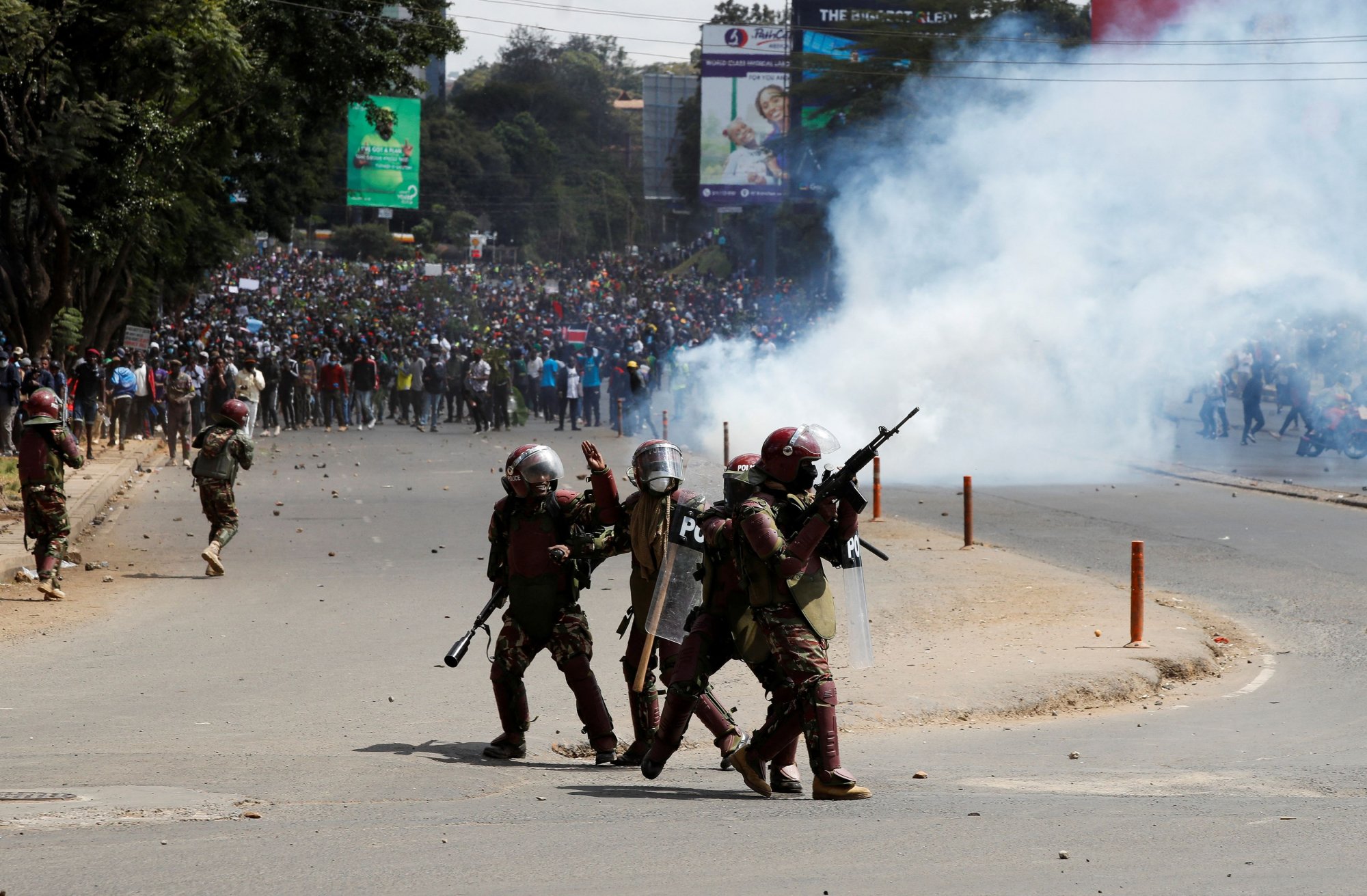 Κένυα: Διαδηλωτές εισβάλλουν στο κοινοβούλιο, ανοίγει πυρ η αστυνομία