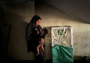 Live οι εξελίξεις σε Γάζα και Ισραήλ: Χιλιάδες σώματα παιδιών παραμένουν κάτω από τα ερείπια