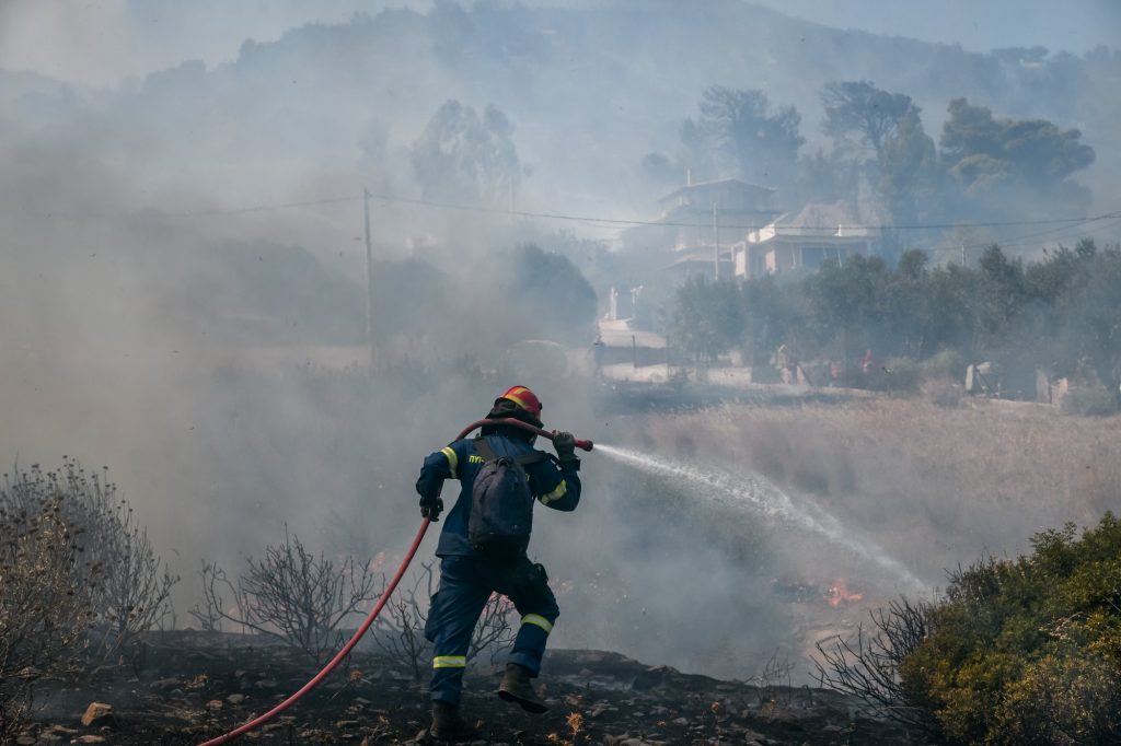 Φωτιές: Χωρίς ενεργό μέτωπο σε Κερατέα, Εύβοια και Ροδόπη