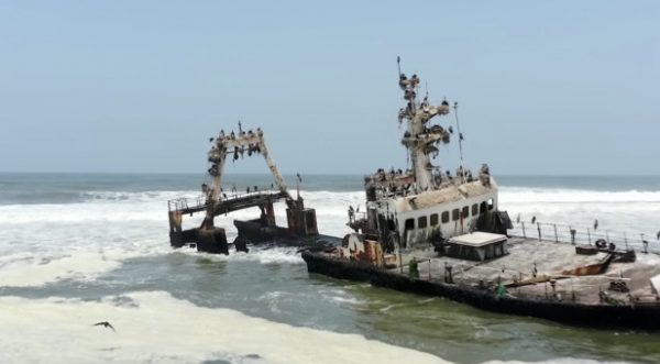 Το «τέλος του κόσμου» είναι στην Αφρική – Η καταραμένη παραλία «Πύλη της κολάσεως» με ναυάγια και σκελετούς