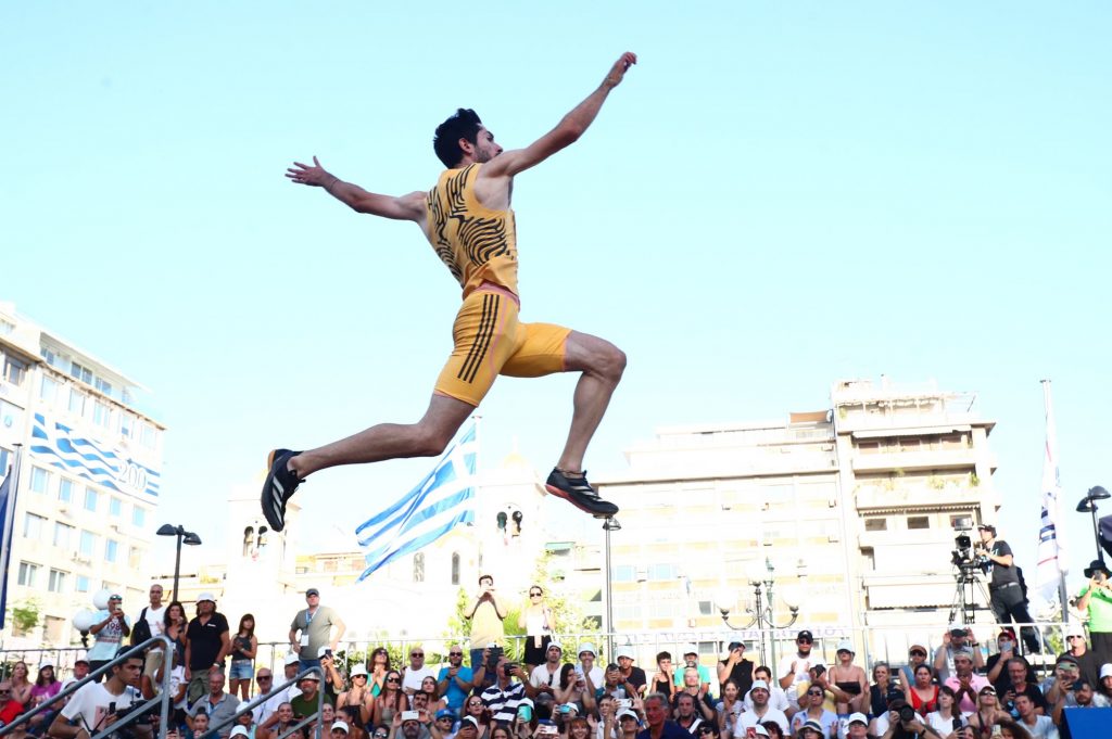 Μίλτος Τεντόγλου: Άνετος και πρώτος στο 2ο Piraeus Street Long Jump