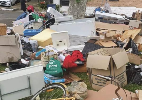 Αυστραλία: Έβγαλε 66.000 δολάρια σε ένα χρόνο πουλώντας μόνο σκουπίδια