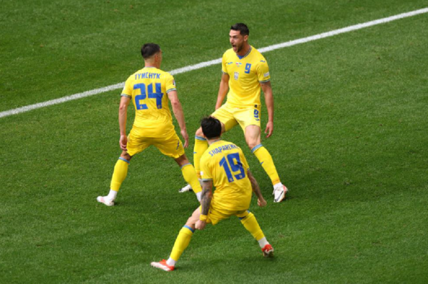 Σλοβακία – Ουκρανία 1-2: Το γύρισε και έβαλε «φωτιά» στον όμιλο (vids)