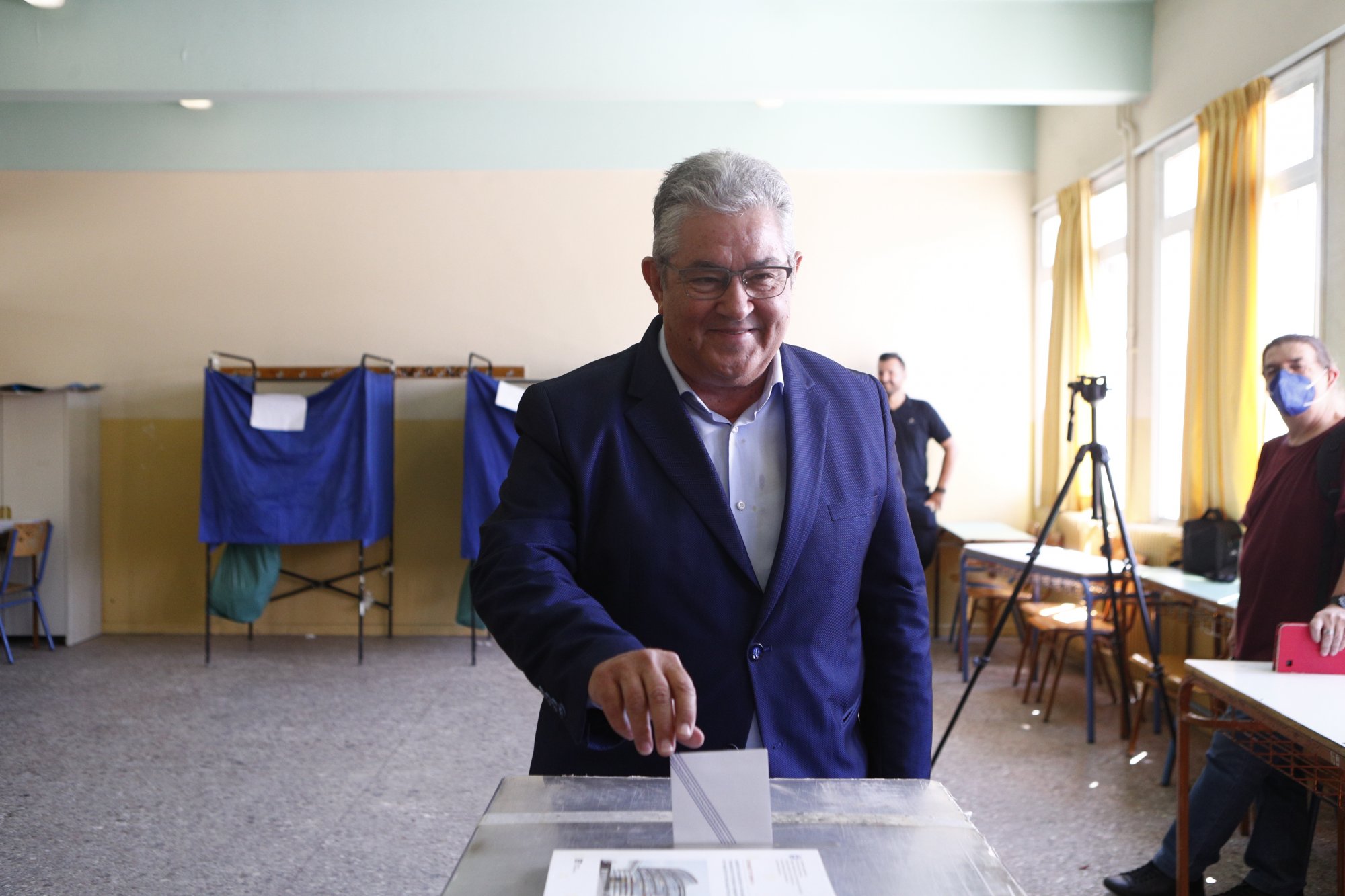 Ψήφισε ο Δημήτρης Κουτσούμπας: Ψηφίζουμε για να κοντύνουμε την αντιλαϊκή πολιτική