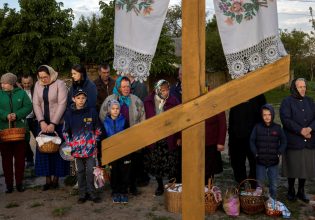 «Ιερός» πόλεμος – Η θρησκευτική… διπλωματία της Ουκρανίας