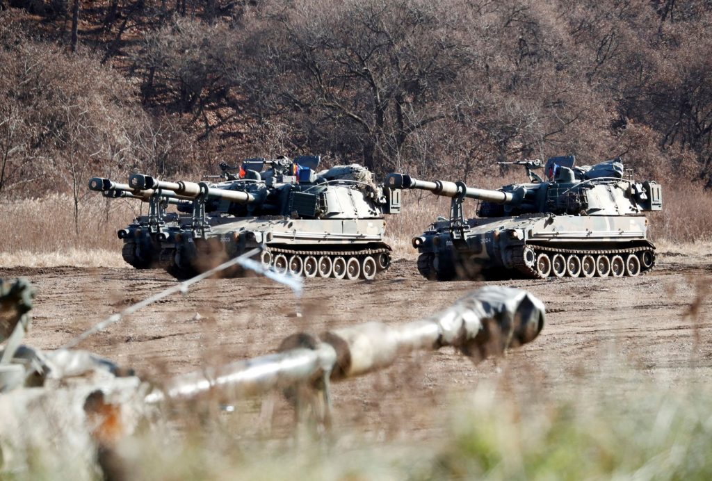 Προειδοποιητικά πυρά των ενόπλων δυνάμεων της Νότιας Κορέας μετά από νέα «εισβολή» βορειοκορεατών στρατιωτών