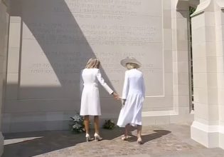 D-Day: Η αμήχανη στιγμή που η Μπριζίτ Μακρόν πιάνει το χέρι της βασίλισσας Καμίλα κι εκείνη… απομακρύνεται