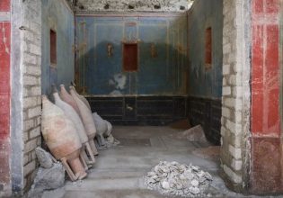 Το εκπληκτικό ιερό με τους σπάνιους μπλε τοίχους που ανακαλύφθηκε στην Πομπηία