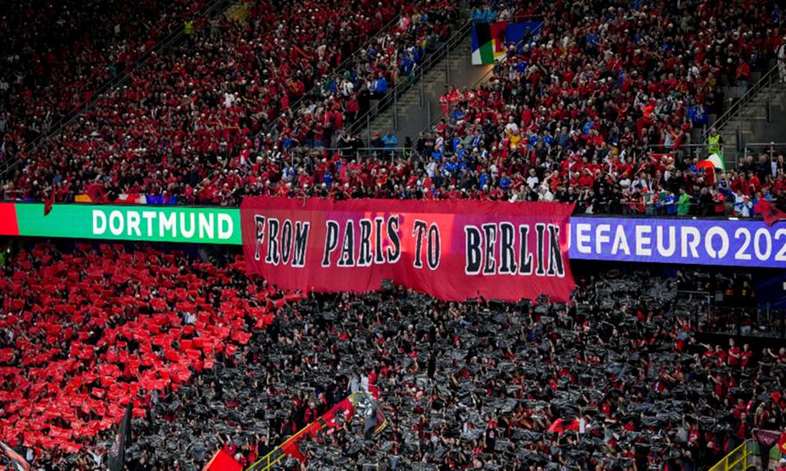 Αλβανική «απόβαση» στην Γερμανία, με 35.000 μέσα στο γήπεδο και 100.000 συνολικά στο Ντίσελντορφ