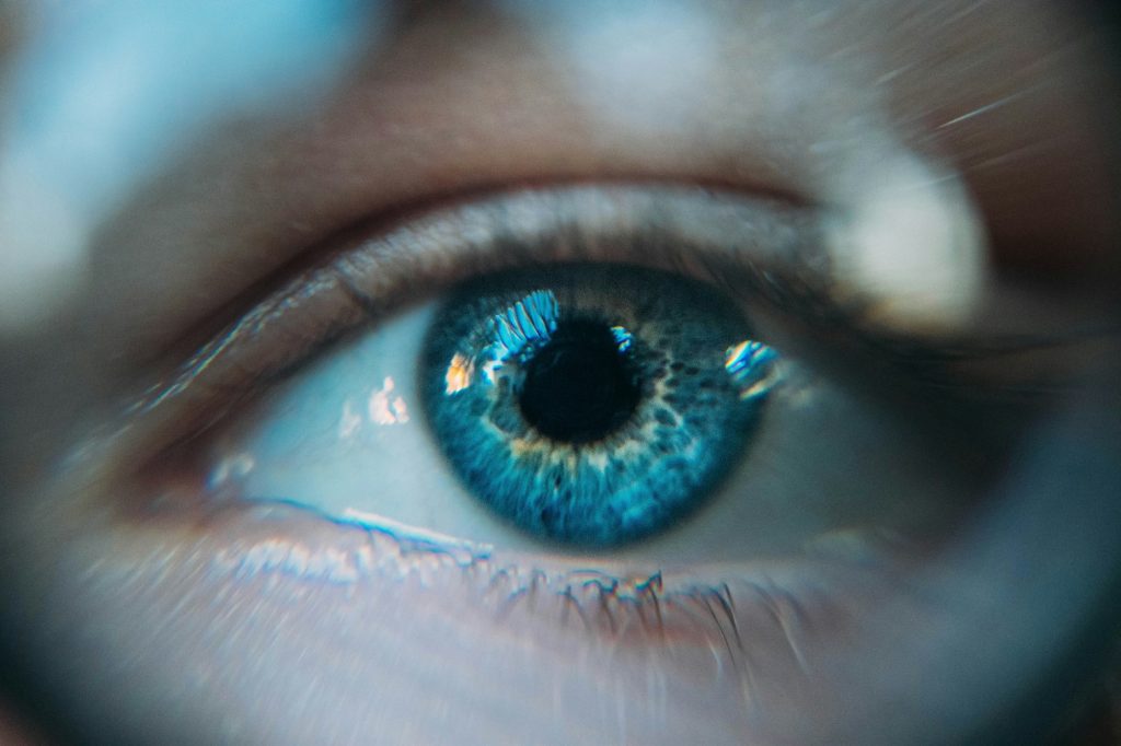 Μελέτη: Όλοι οι γαλανομάτηδες απόγονοι ενός ανθρώπου – Η «συνταγή» για τα μπλε μάτια