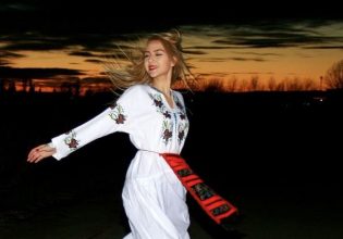 Η Ρουμανία κατηγορεί τη Louis Vuitton για πολιτιστική οικειοποίηση της παραδοσιακής της φορεσιάς