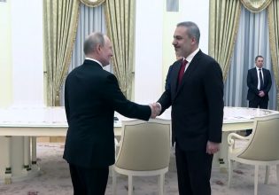Συνάντηση Φιντάν-Πούτιν – Πιο κοντά στην αγκαλιά των BRICS η Τουρκία;