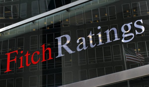 Fitch Ratings: Αμετάβλητη στο ΒΒΒ- η ελληνική αξιολόγηση, σταθερές οι προοπτικές
