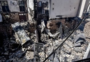 Φωτια στην Αχαΐα: Τουλάχιστον έξι σπίτια κάηκαν – Τις πληγές τους μετρούν οι κάτοικοι