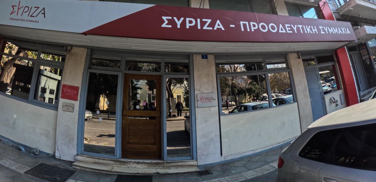 ΣΥΡΙΖΑ μετά το δημοσίευμα του in για τις υποκλοπές: Πόσο αιφνιδιαστική ήταν η «επίσκεψη» στην ΕΥΠ;