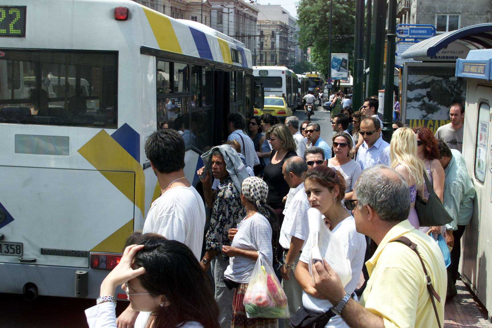 Τι απαντά ο ΟΣΥ στις καταγγελίες επιβατών ότι δεν υπάρχει κλιματισμός στα λεωφορεία