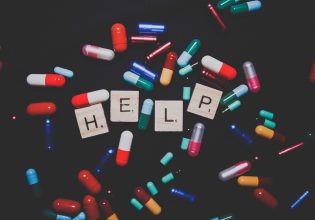 Νέα μελέτη: Τι θα συμβεί αν κόψετε τα αντικαταθλιπτικά φάρμακα