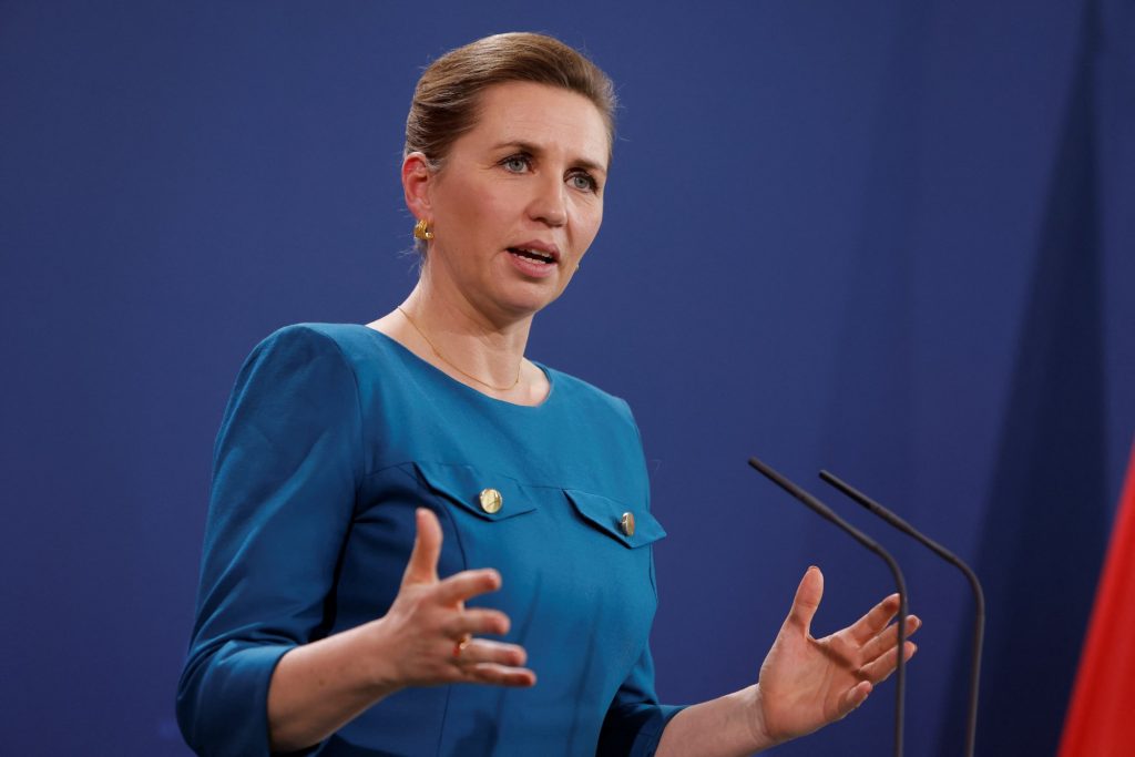 Δανία: Αυχενικό διάστρεμμα υπέστη η πρωθυπουργός κατά την επίθεση εναντίον της